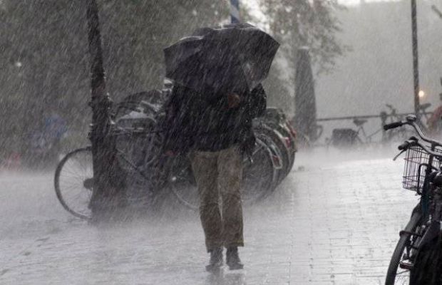 ANM: Coduri galbene de ploi și ninsori abundente până miercuri. Harta județelor vizate