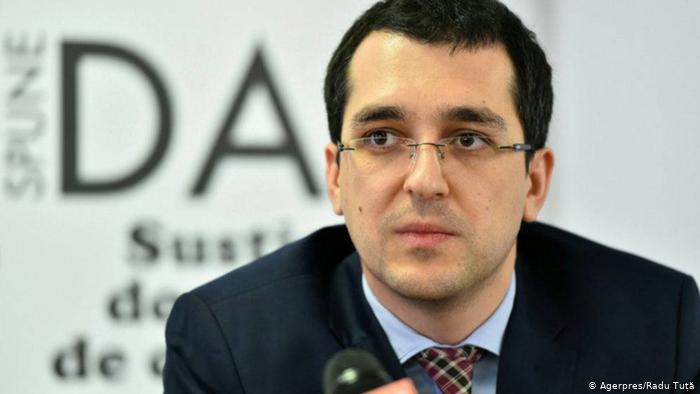 Moțiunea simplă împotriva lui Vlad Voiculescu, în dezbaterea Camerei Deputaților – LIVE VIDEO/ DOCUMENT
