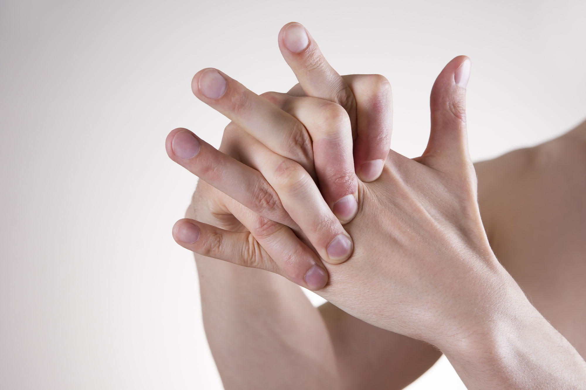 modul în care artroza afectează articulațiile