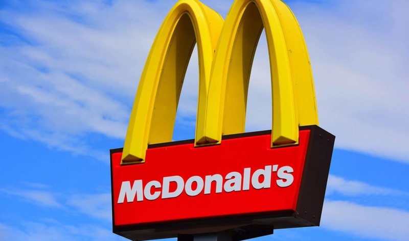 S-a aflat! Ce trebuie să comanzi de la McDonald’s pentru a primi meniul secret