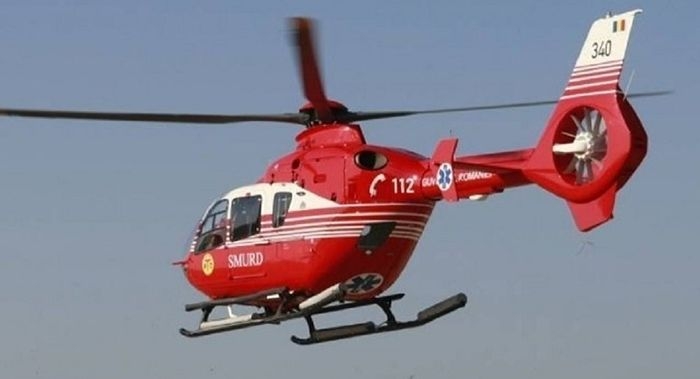 Un bărbat din Bacău şi unul din Galaţi care au suferit un infarct, aduşi la Iaşi
