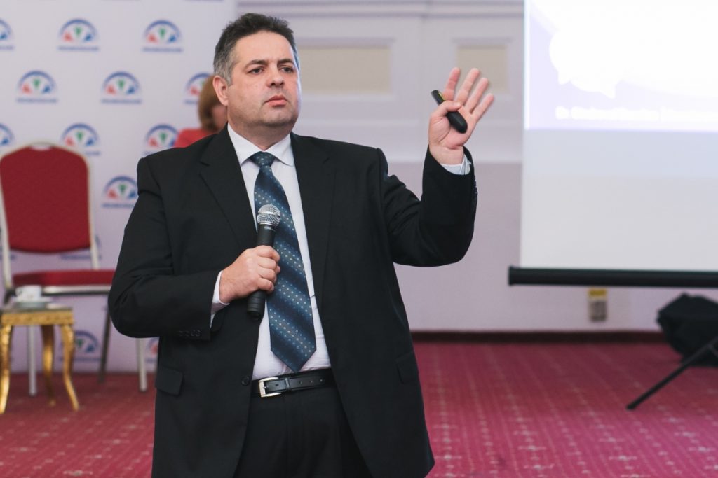 Medicul Gindrovel Dumitra, despre vaccinarea anti-COVID-19: „Este singura șansă de a ne întoarce la o viață normală“
