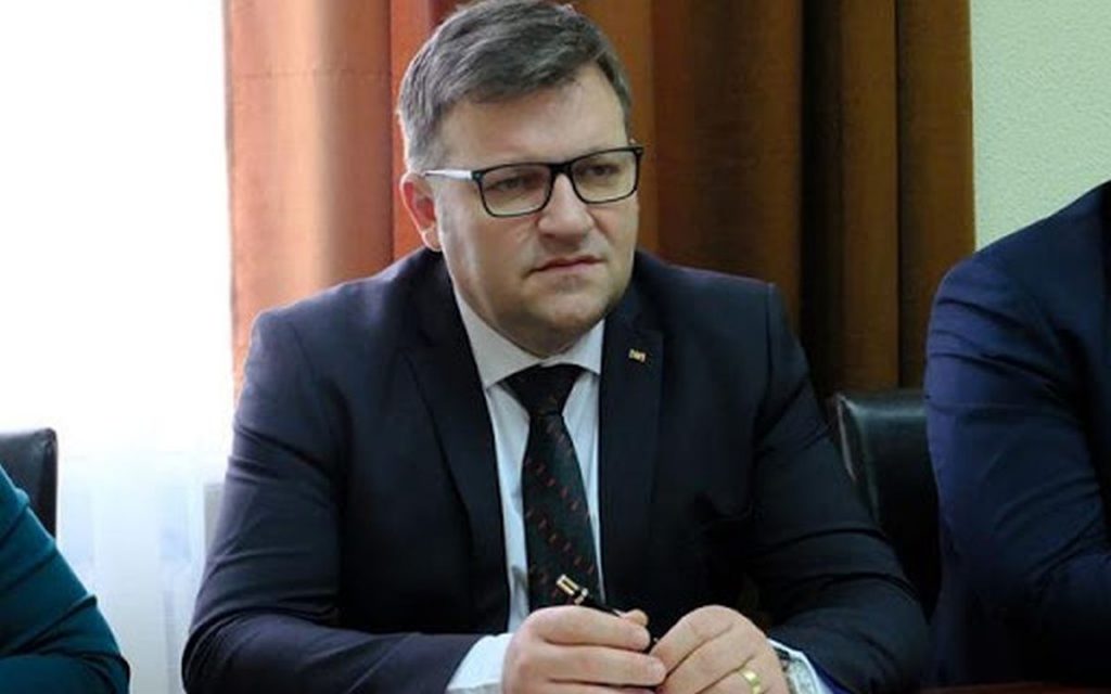 Ministrul Muncii, Marius Budăi, despre salariul minim pe economie: „Ar trebui să fie acordat persoanelor fără calificare”