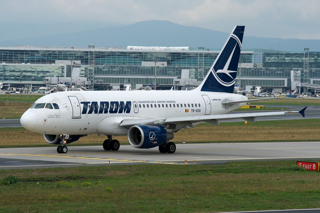 Sindicaliștii de la TAROM prostează astăzi în București. Ce nemulțumiri au aceștia