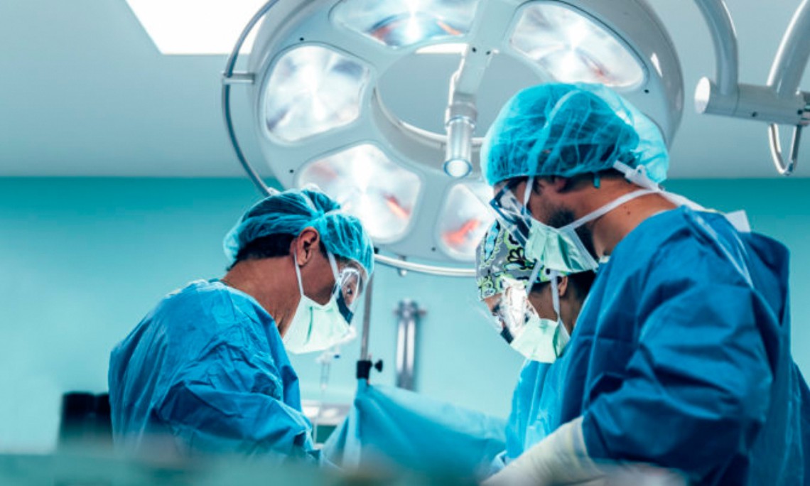 Două transplanturi de cornee, efectuate ieri la Iaşi. Cum se simt pacienţii