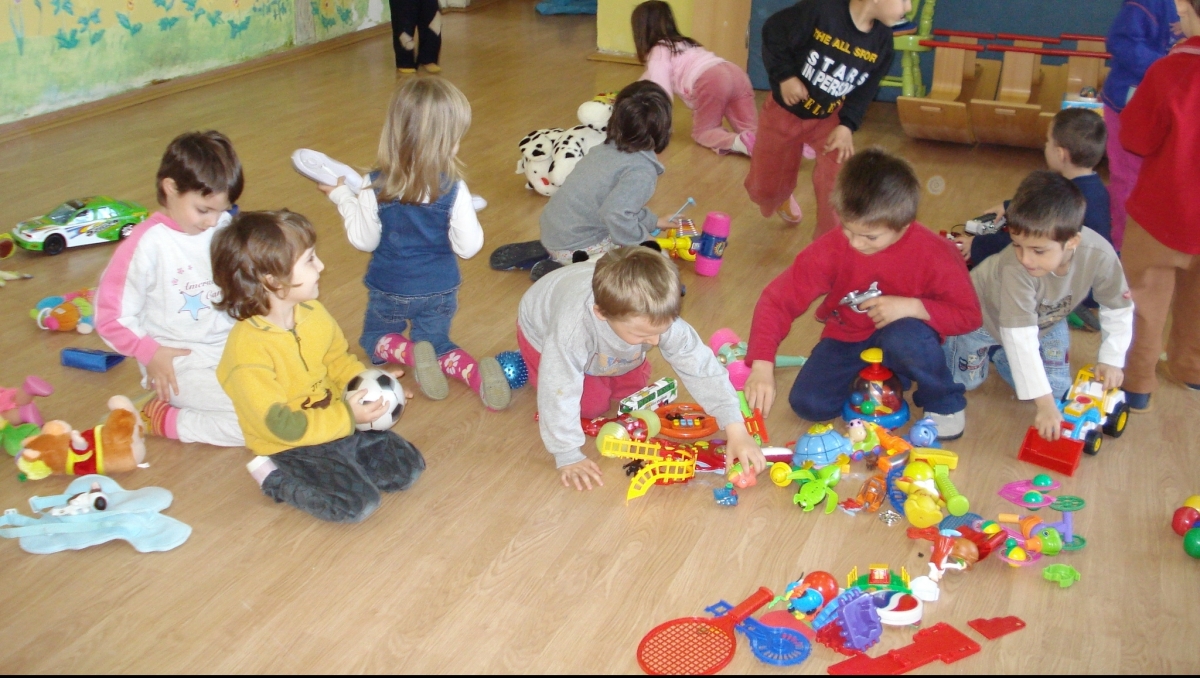 Ce unități de învățământ cu nivel preșcolar din județul Iași au solicitat avize pentru a organiza activități educative în această perioadă