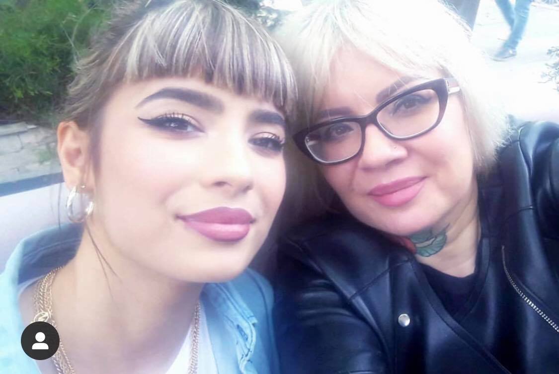 Calina, fiica Catincăi Roman, a ajuns pe mâna medicilor: „A avut dureri, s-a simțit foarte rău. A moștenit-o de la mine și de la mama”