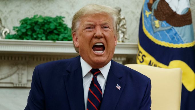 Donald Trump vrea ca dolarul să fie moneda lumii: „Bitcoin este o înșelătorie”