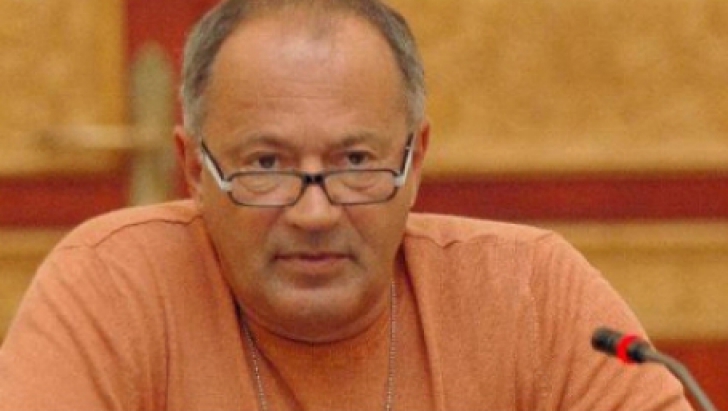 RoboCop a zăpăcit de tot Educația
