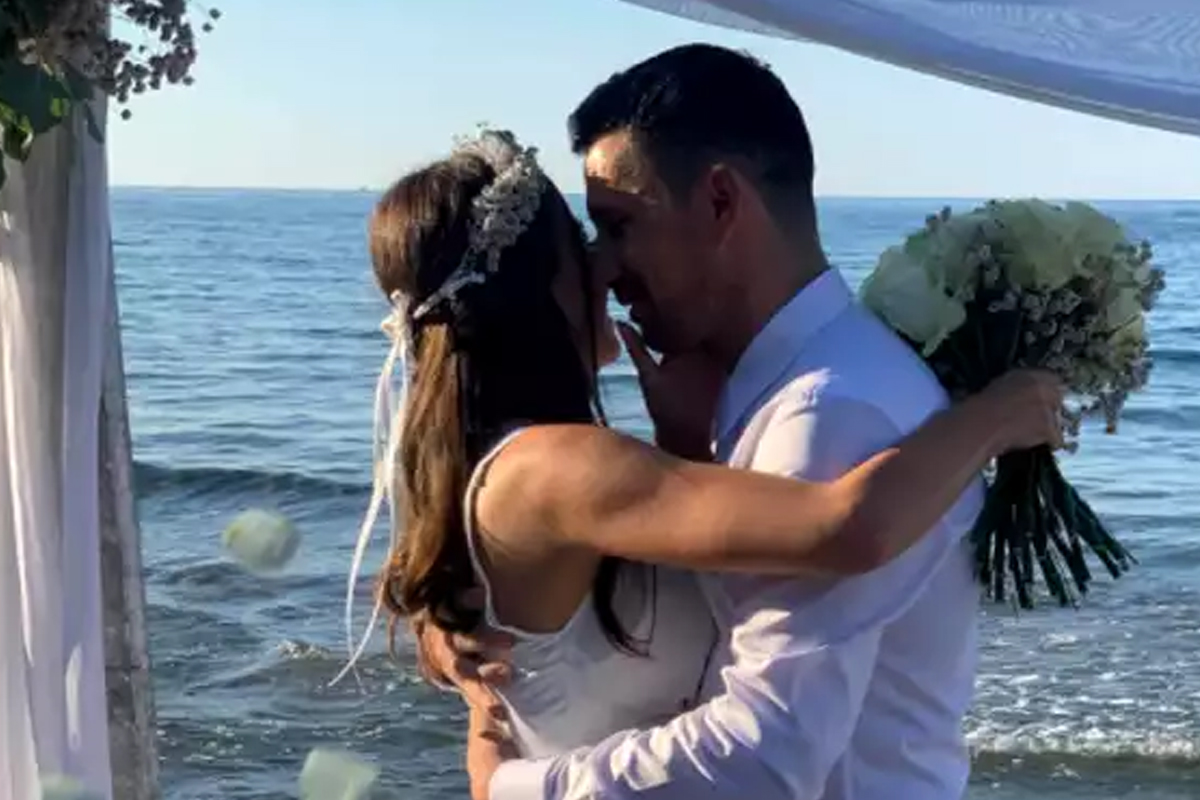 Noi dezvăluiri! Denisa Hodișan și Flick s-au mutat în casă nouă