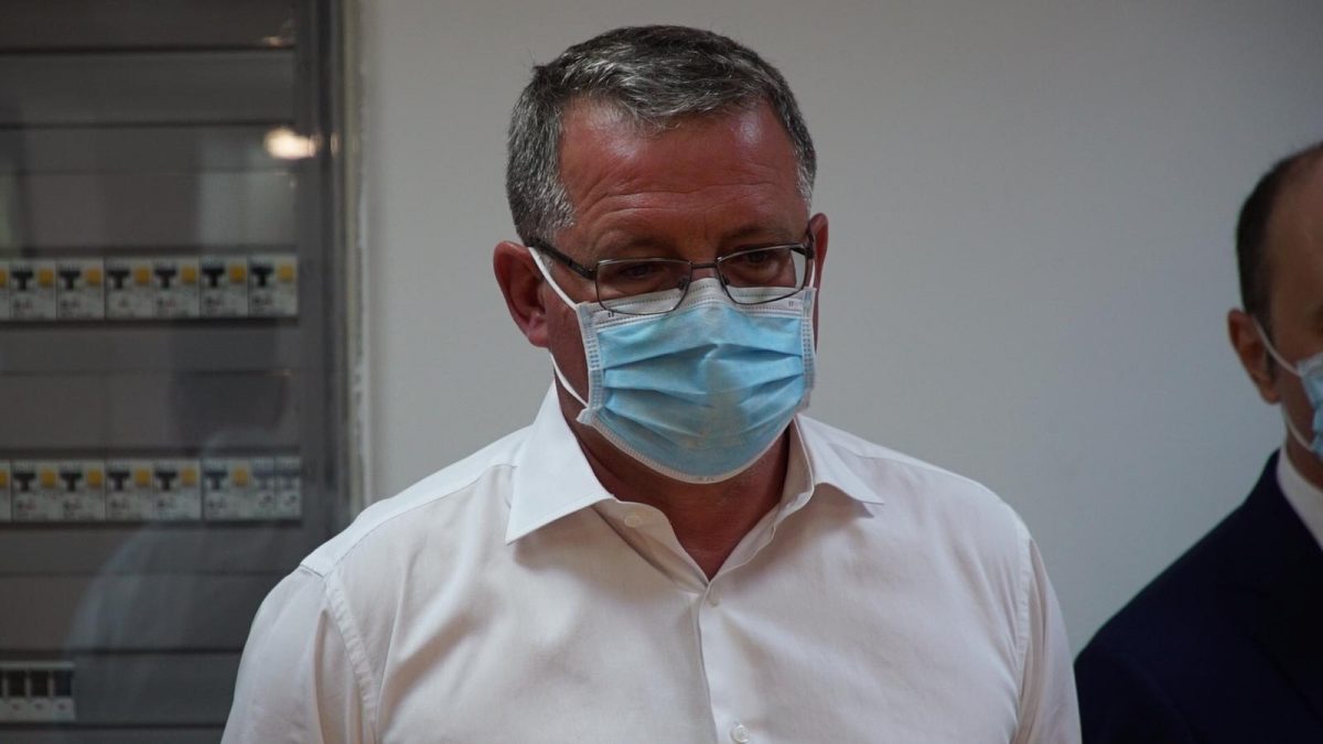 Ministrul Agriculturii, Adrian Oros, despre eliminarea pensiunilor de la finanţare: „Oamenii şi-au făcut case de locuit cu banii europeni”