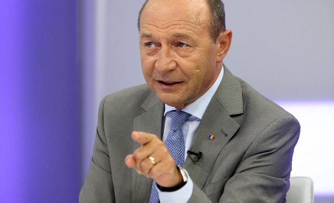 Traian Băsescu, apel către cetățeni: „Veniți toți la vot! Dacă nu vreți să vină stânga la putere, avem nevoie de un PMP de 9-10%”