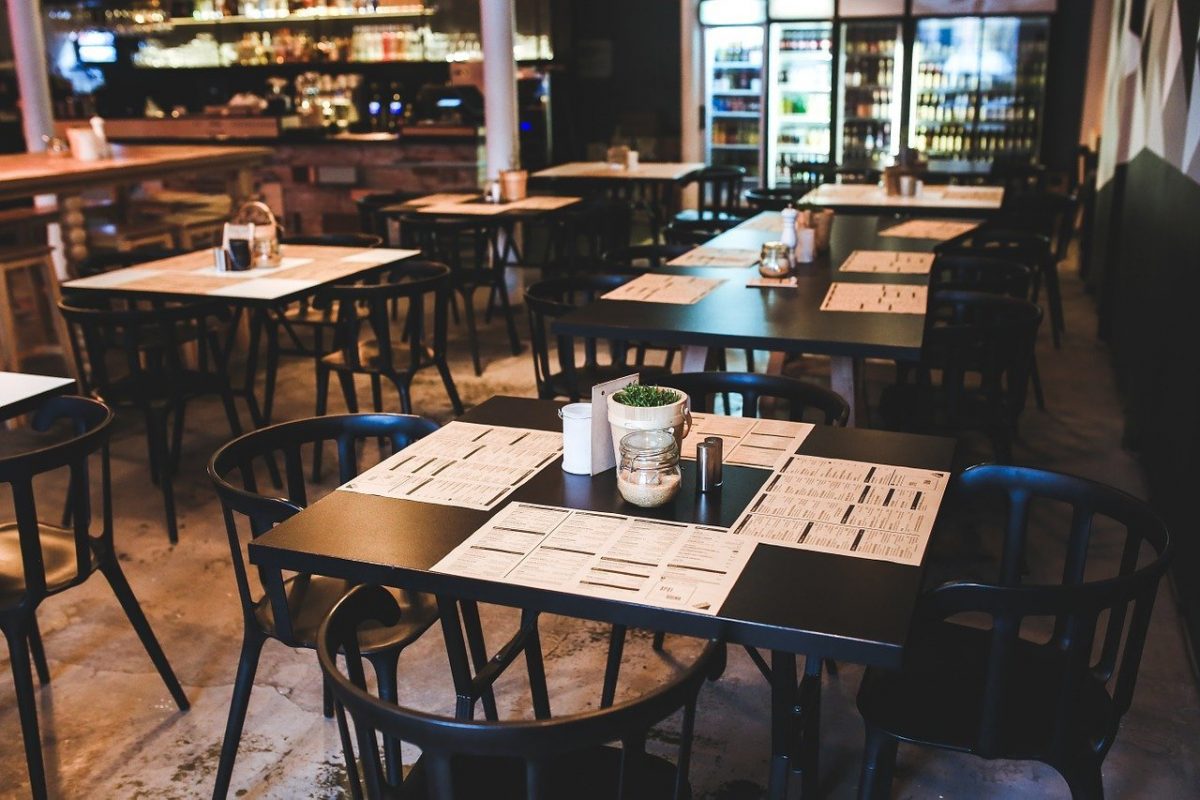 Bucureștiul intră în scenariul roșu: Se închid restaurantele!