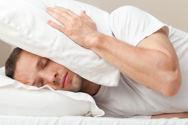 Cum să adormiți în 2 minute, oriunde te-ai afla