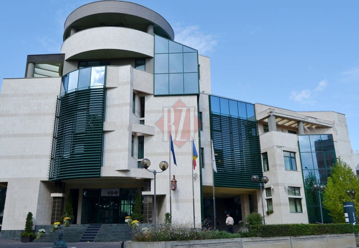 Numeroși ieșeni vin să își rezolve problemele cu privire la serviciile operatorului ApaVital în cadrul audiențelor