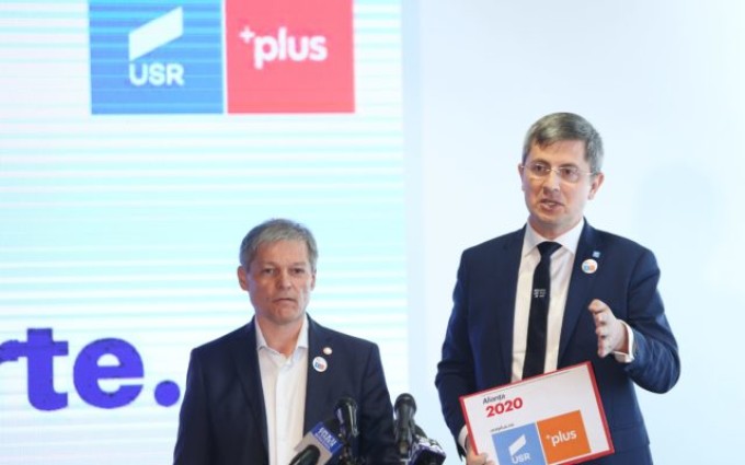 USR-PLUS a decis cine sunt negociatorii care merg la discuții cu Klaus Iohannis