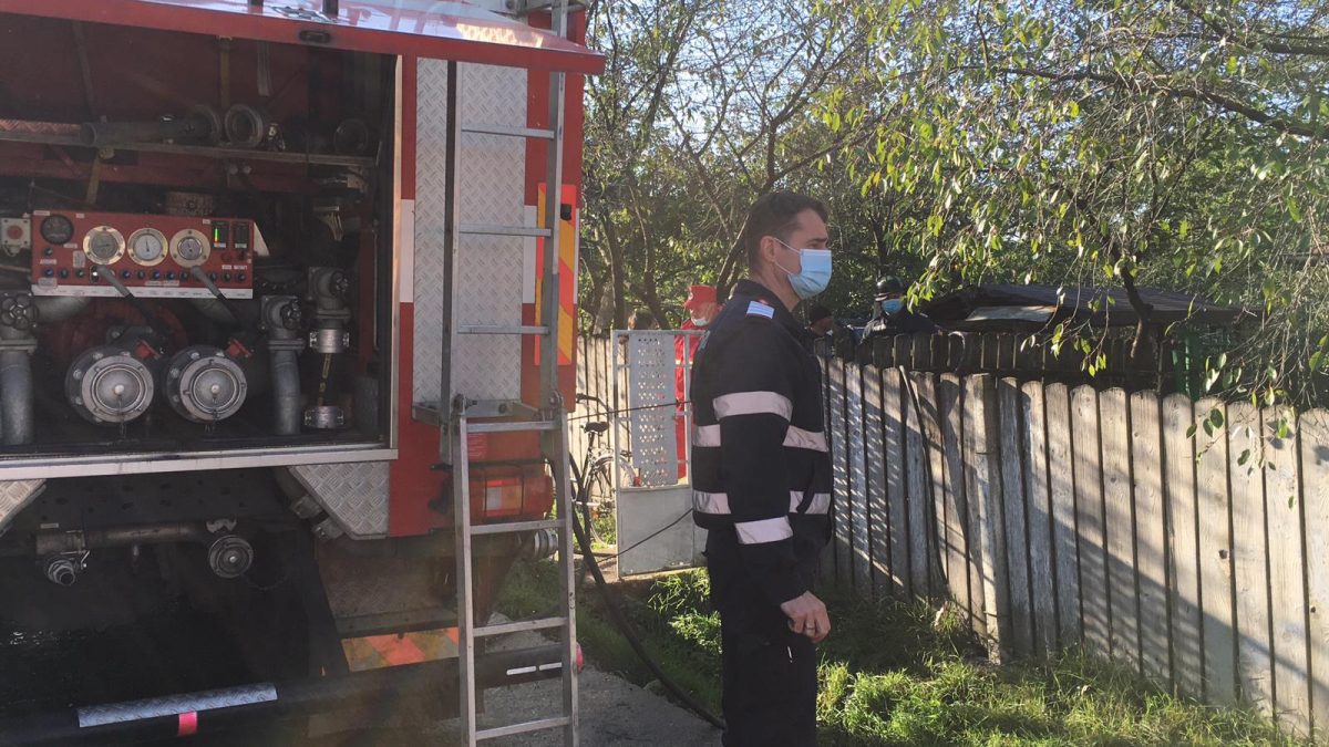 Incendiu într-o localitate din Iași. Pompierii intervin în forță EXCLUSIV – UPDATE/ FOTO/ VIDEO