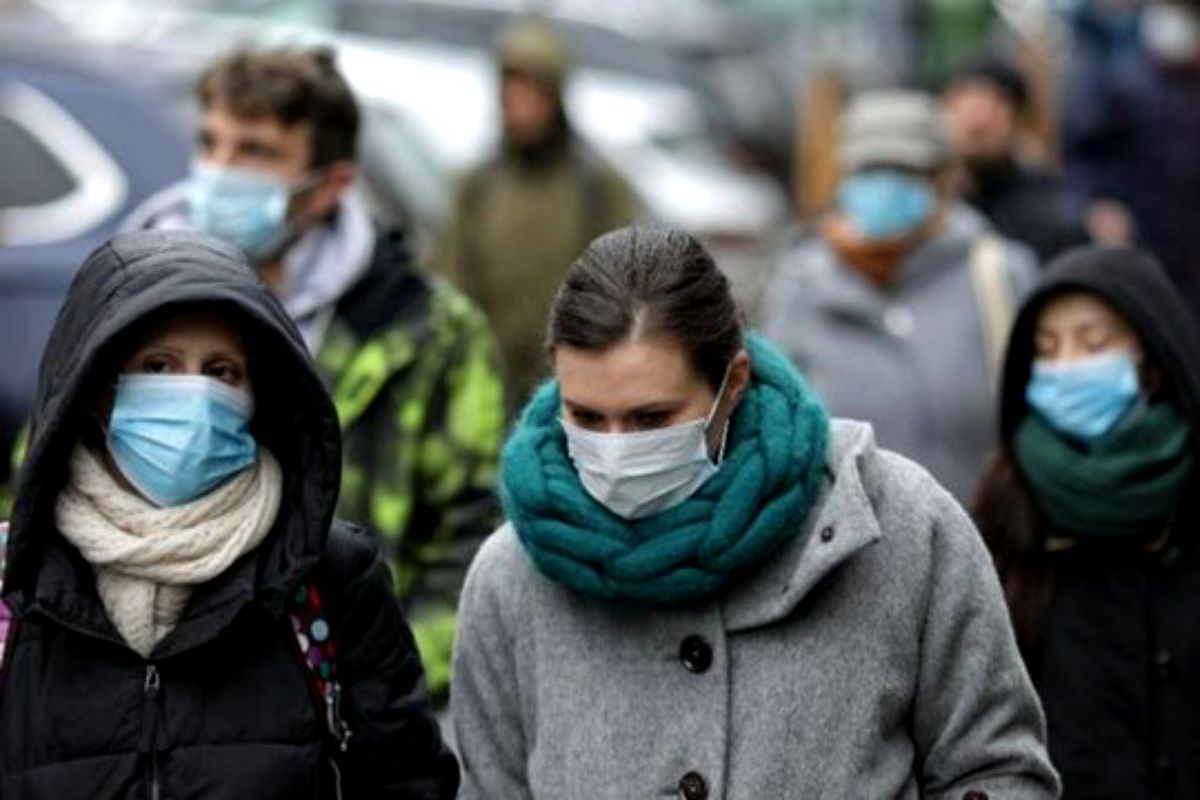 România intră în iarna pandemică. Ce riscuri se vor adăuga la Covid-19