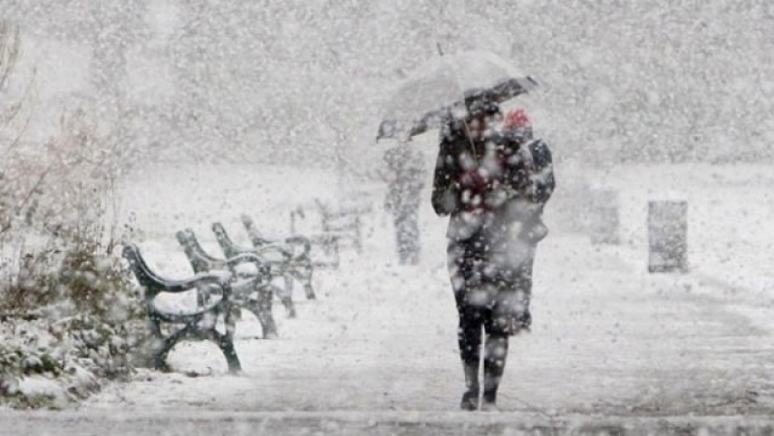 Meteorologii anunță ploi, lapoviță și ninsoare până sâmbătă