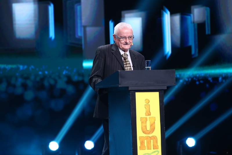Irinel Columbeanu a făcut show la iUmor: „În ultima vreme am făcut bani vânzând case, singura problemă este că erau ale mele”