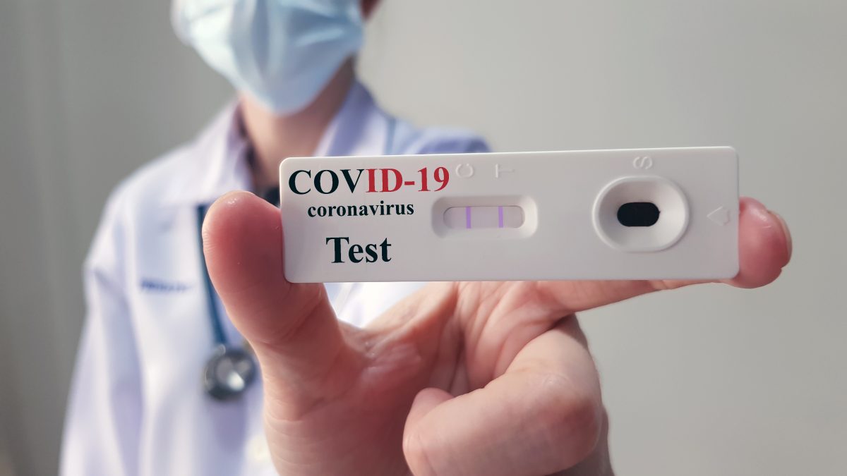 Testare obligatorie la fiecare 72 ore pentru profesorii care refuză vaccinarea anti-Covid-19 – VIDEO