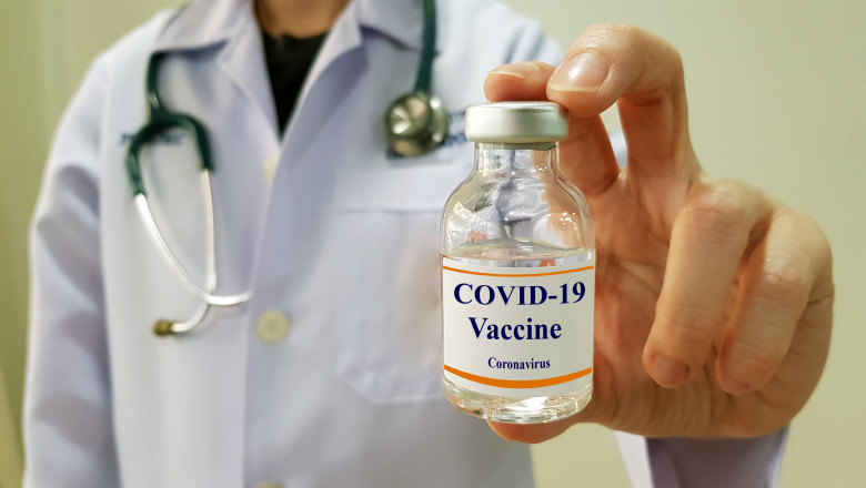 Când va fi aprobat vaccinul anti-COVID-19 în Europa?