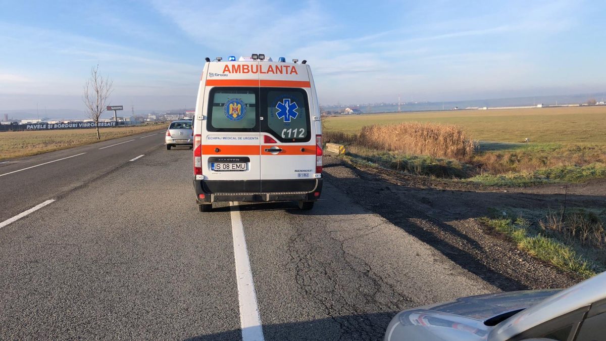 Un copil a fost proiecta prin geamul unei mașini, în urma unui accident rutier din Bivolari EXCLUSIV