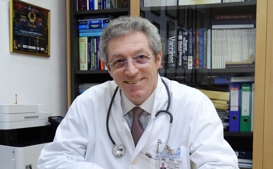 Adrian Streinu Cercel s-a vaccinat împotriva COVID-19