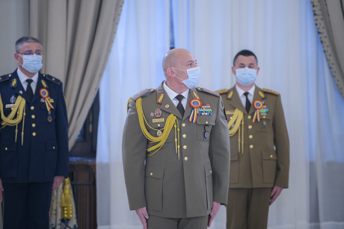 Avansare în grad la Brigada Mecanizată din Copou. Comandatul garnizoanei a devenit general – FOTO