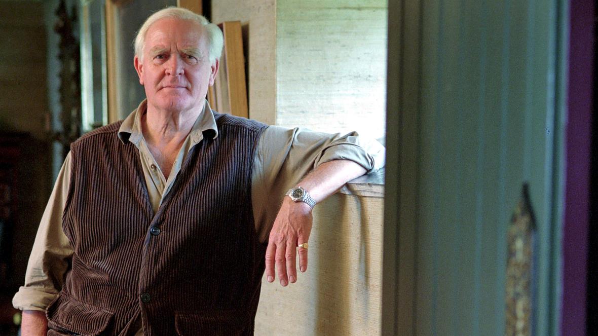 A murit John le Carré, scriitor britanic a numeroase cărți de spionaj