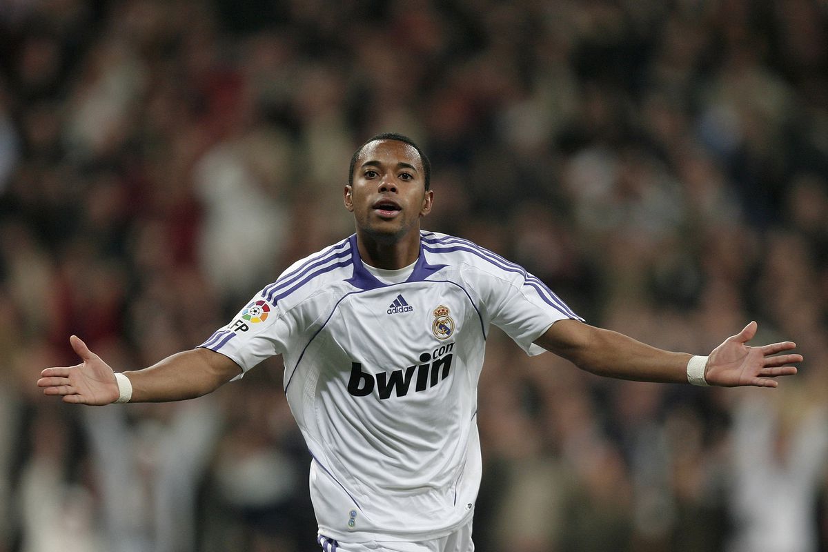 Fostul jucător de fotbal Robinho a fost condamnat la 9 ani de închisoare pentru viol