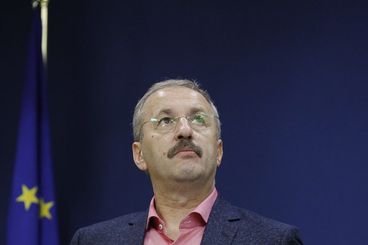 De ce Vasile Dîncu nu a purtat mască la întâlnirea cu liderul AUR, George Simion? Vasile Dîncu: „Este o exagerare”