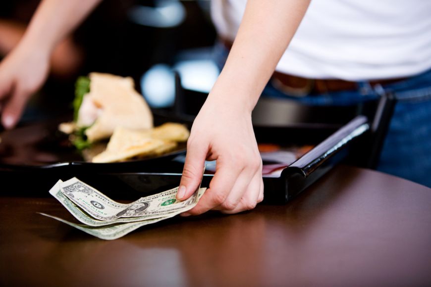 Bacșiș uriaș lăsat de un client într-un restaurant din SUA. Acesta a dorit să rămână anonim