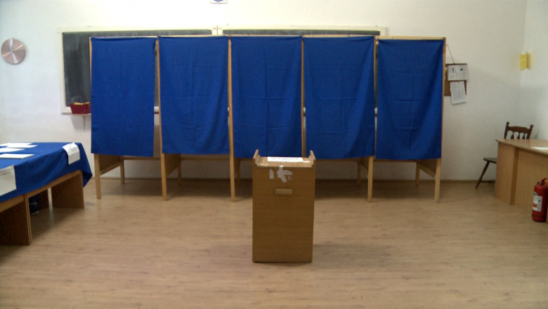 Încă o persoană a murit în secţia de votare. „S-a prăbuşit în cabina de vot cu ştampila în mână”