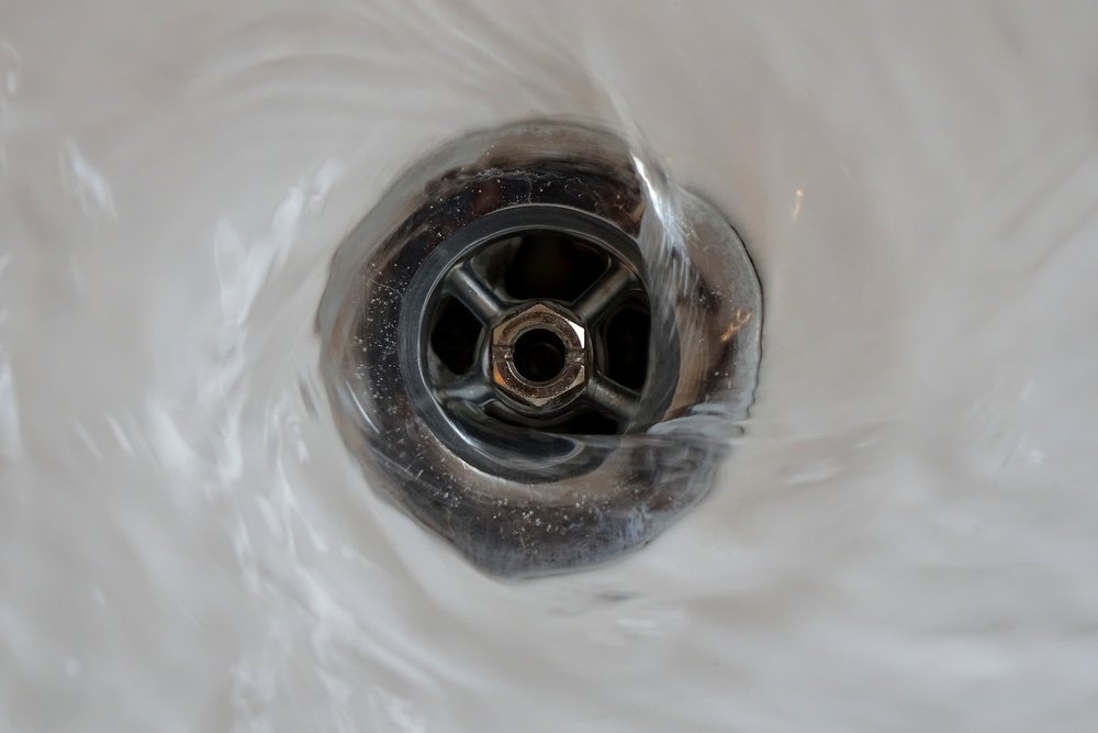 Cum să scapi de mirosul de canalizare. Miros urât în baie