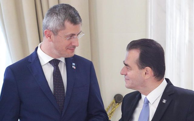 Cum se vor împărți ministerele Guvernului PNL – USR Plus – UDMR