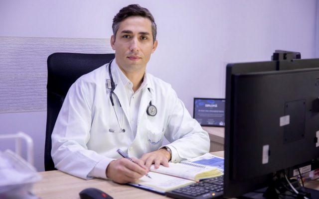 Valeriu Gheorghiţă, despre cazurile de miocardită post-vaccinare la minori: „Au fost două”