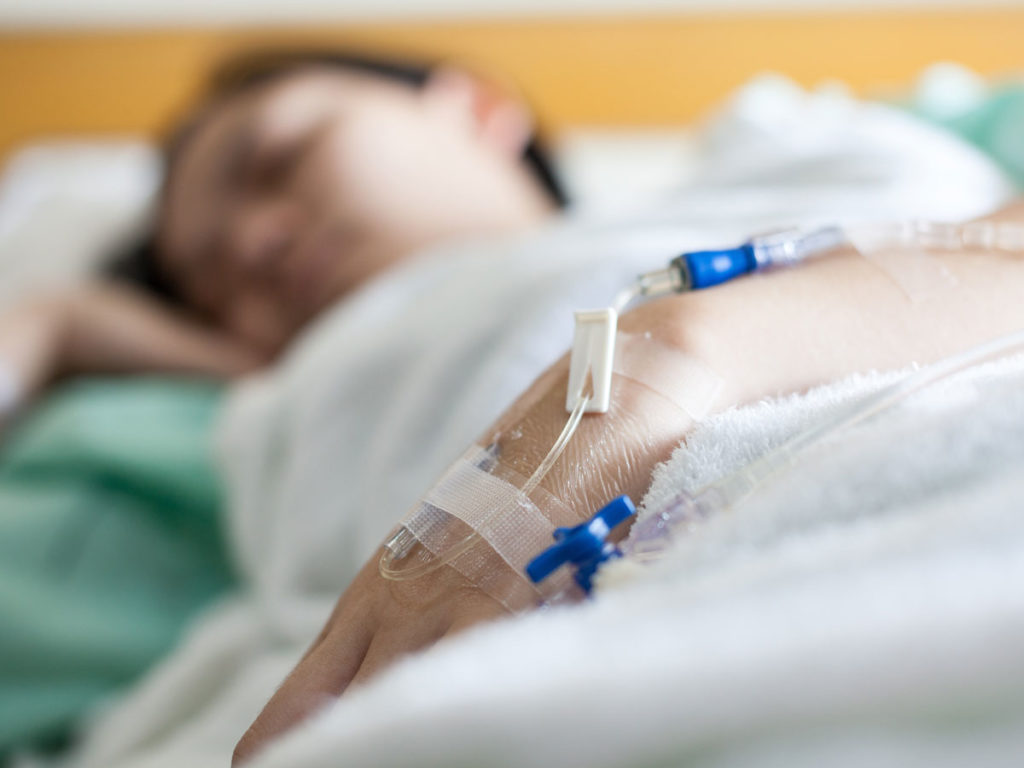Covid-19, de 3 ori mai mortal decât gripa sezonieră