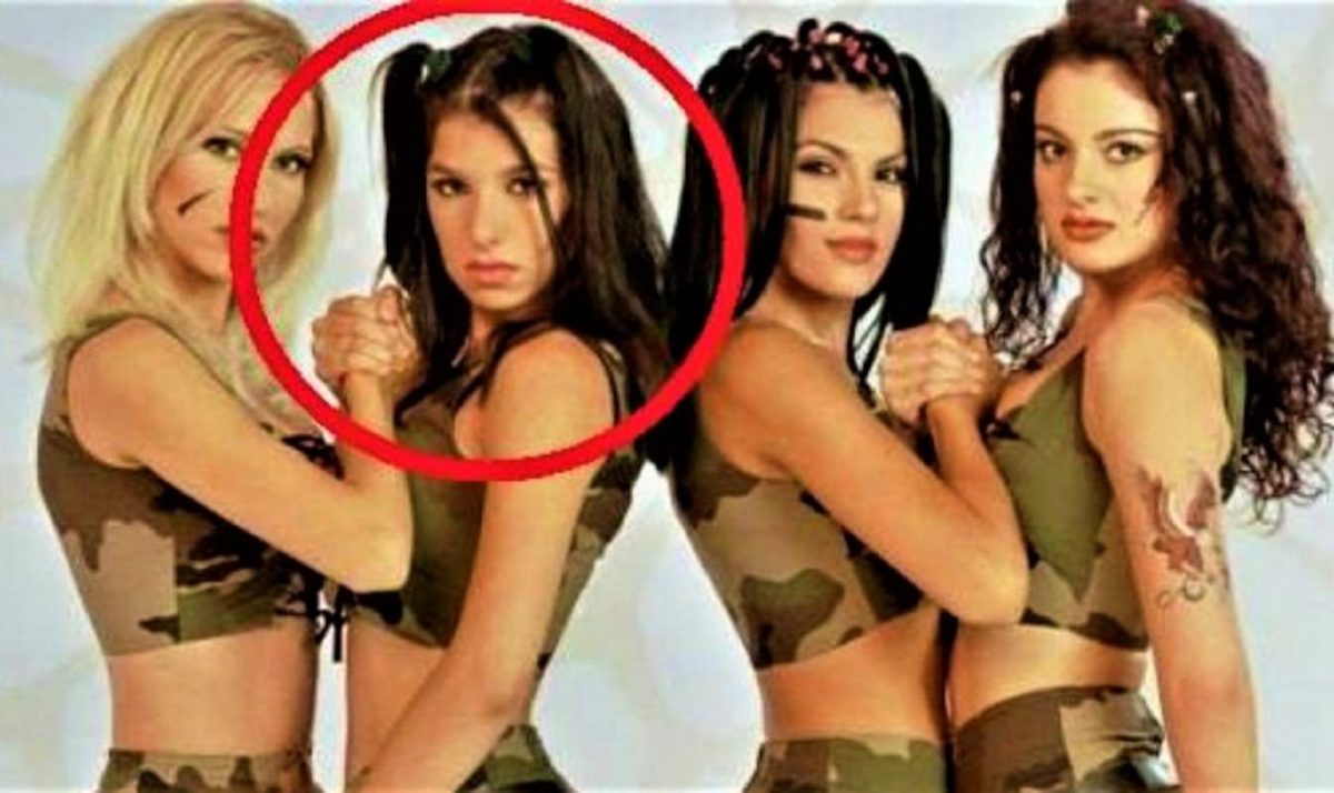 Sorana ex-ASIA iubeşte din nou. Artista şi-a refăcut complet viaţa