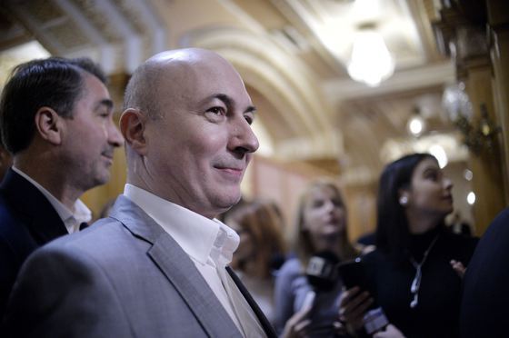Codrin Ștefănescu, după dezvăluirile făcute de Viorica Dăncilă: „Am așteptat până acum să văd vreo reacție din partid. Niciuna!”