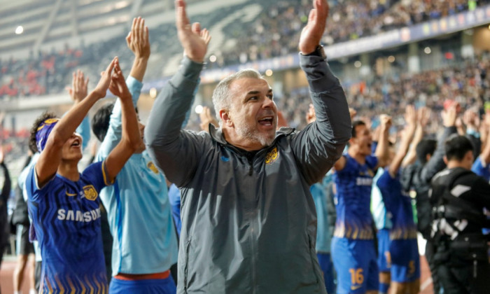 Cosmin Olăroiu: ”M-am săturat ca noi, românii, să fim priviți ca niște persoane umile, care ținem capul jos!”