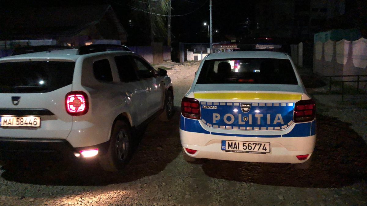 Cea mai amplă acţiune a poliţiştilor din Iaşi a început! Mascaţii au intrat în această dimineaţă în mai multe locaţii. Vizate sunt două grupări rivale EXCLUSIV FOTO