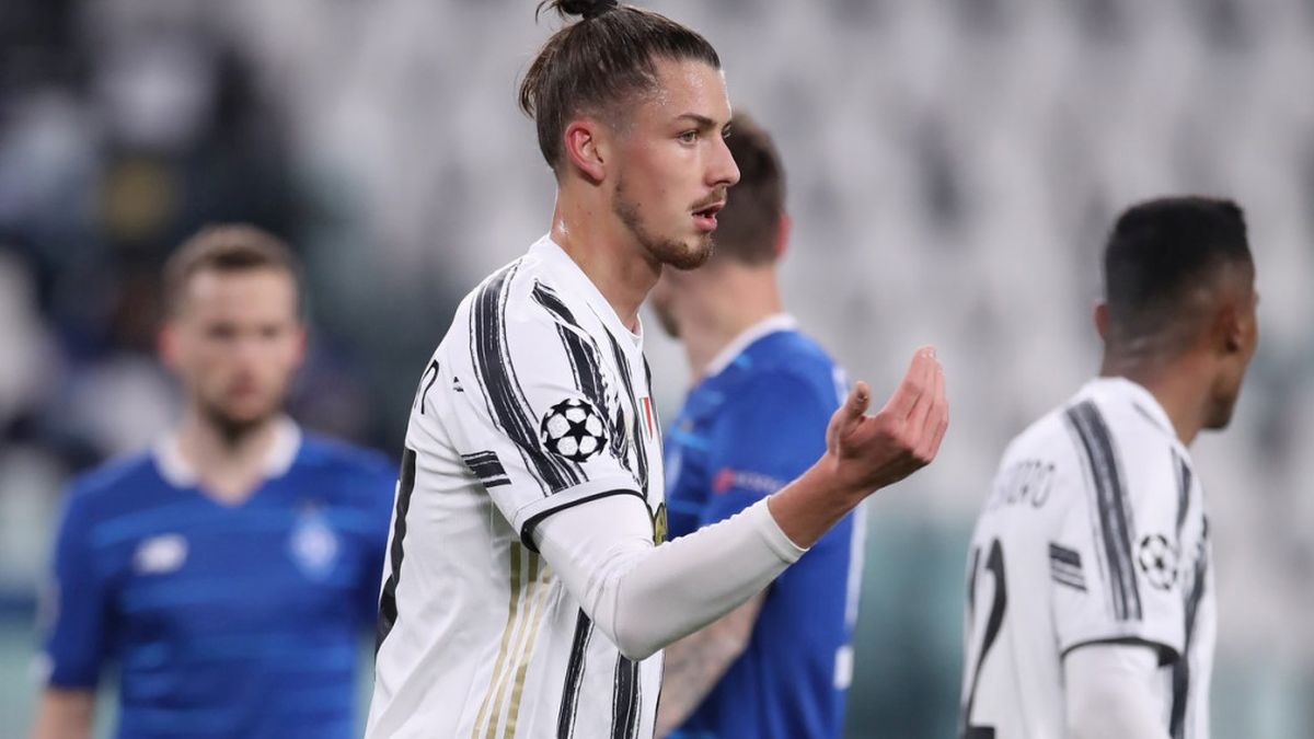 Cât timp petrece Radu Drăgușin, fotbalistul lui Juventus, în sala de forță. „Ascultă toate sfaturile pe care le primește”