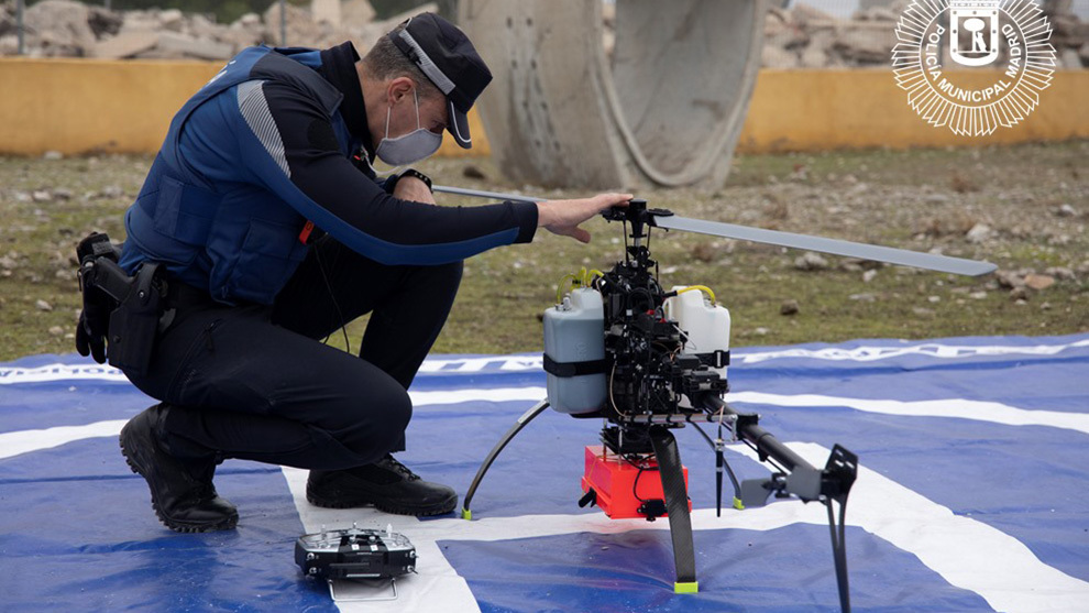 Măsuri drastice în Madrid: Drone cu camere de filmat pentru supravegherea zonei carantinate