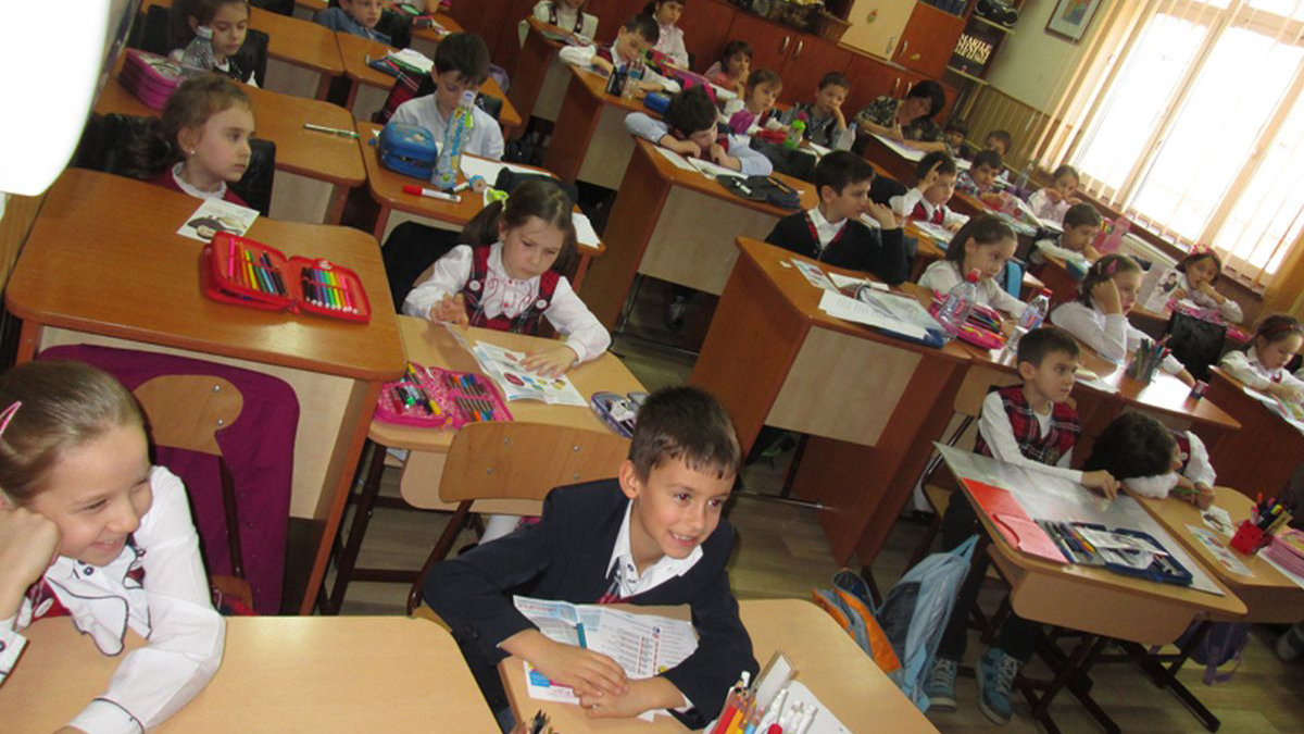 10627 de elevi din județul Iași vor participa începând de luni, 8 martie, la activitățile din Programul național pilot de tip „Școala după școală“,