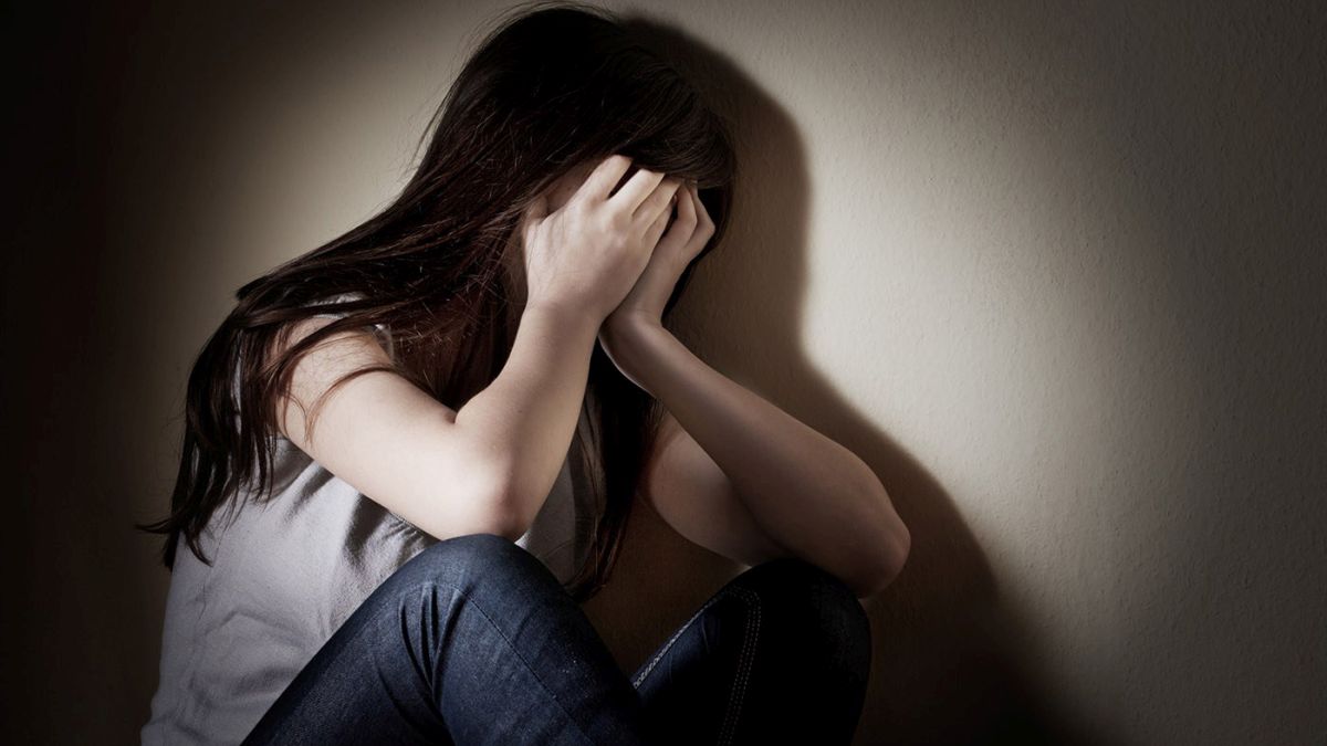 Fetiţă răpită dintr-un parc din Oradea şi batjocorită de un bărbat de 66 de ani