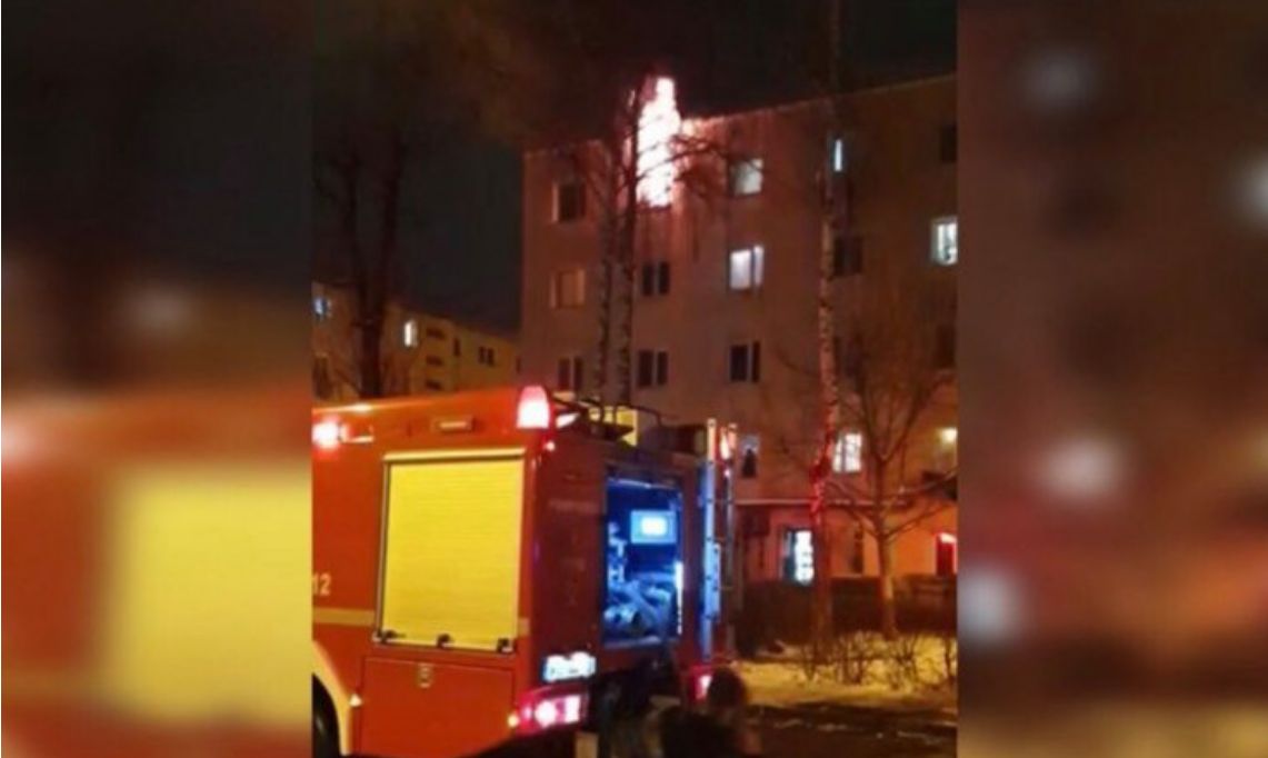 Incendiu violent într-un cămin de nefamiliști! O persoană a murit, iar alte 50 au fost evacuate