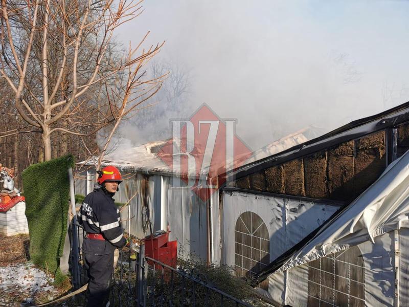 Iată cauza care a dus la incendiul de la Hotelul ” La Castel ”! Pompierii au datele preliminare din anchetă