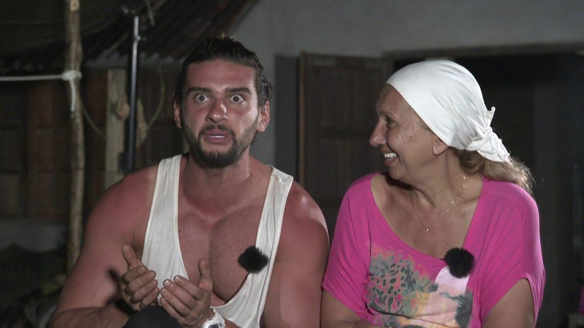 Mama lui Dorian Popa a devenit bunică. Fratele artistului a devenit părinte pentru prima dată