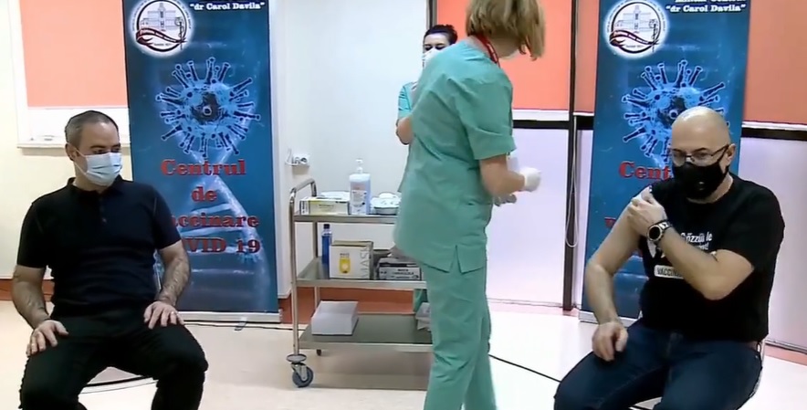 Miniștrii Guvernului Cîțu se vaccinează public anti-Covid-19 – VIDEO